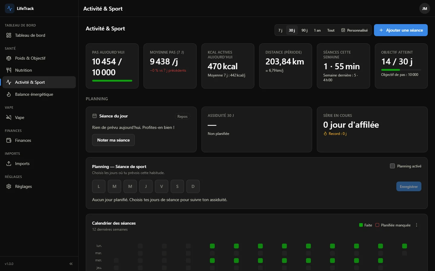 Page Activité & sport : 10 454 pas sur un objectif de 10 000, moyenne sur sept jours, calories actives, distance de la période, séances de la semaine et calendrier des séances des douze dernières semaines.
